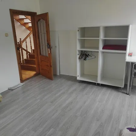 Adam 1 * ורוצלב