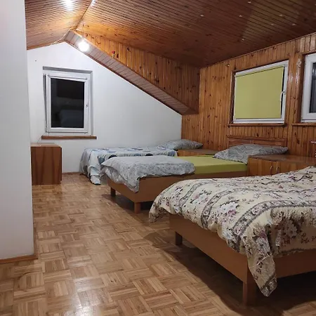 Adam 1 Homestay